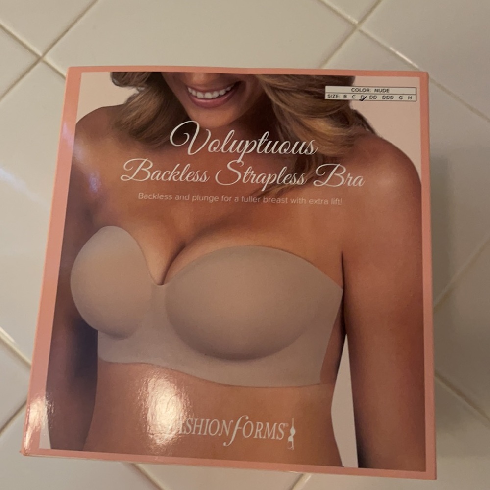 Voluptuous Backless Strapless Bra - image 3